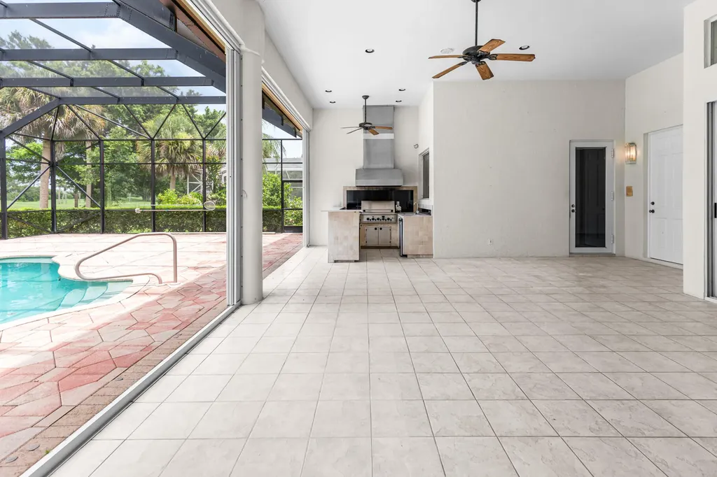 9408 Meadowood Drive Fort Pierce FL 34951