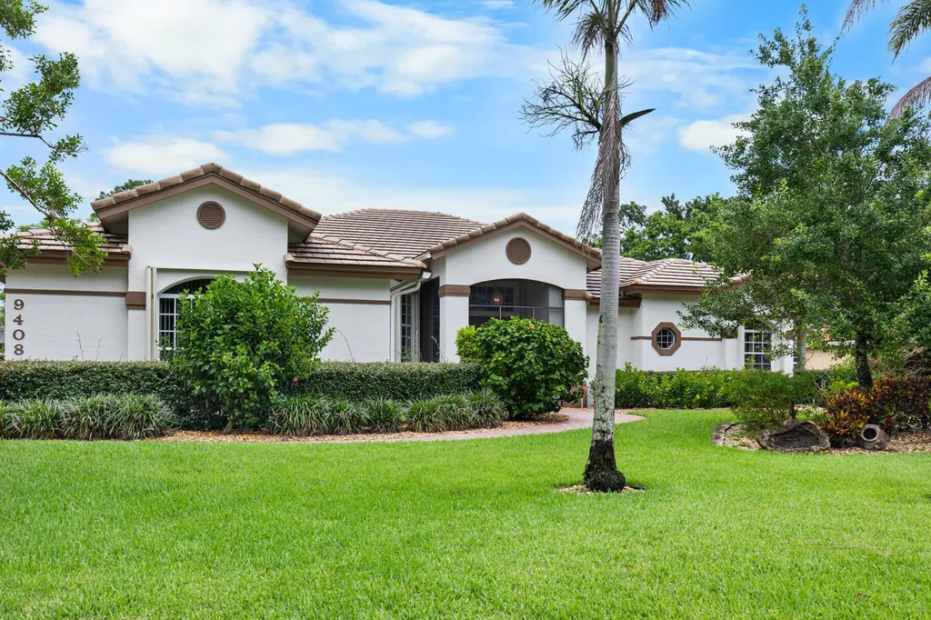 9408 Meadowood Drive Fort Pierce FL 34951