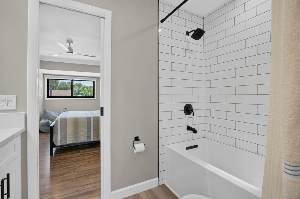 2833 SW 6th Street Delray Beach FL 33445