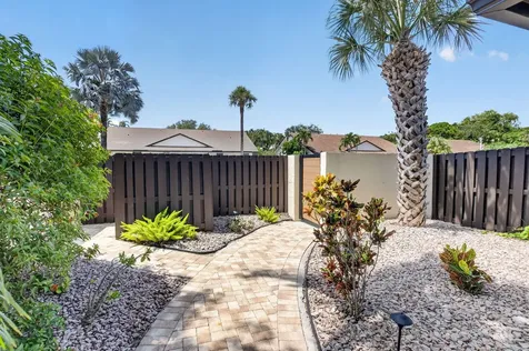 2833 SW 6th Street Delray Beach FL 33445
