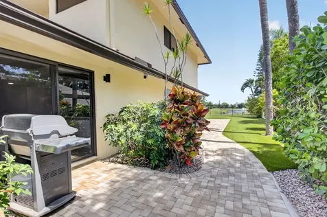 2833 SW 6th Street Delray Beach FL 33445