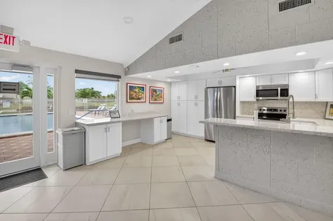 2833 SW 6th Street Delray Beach FL 33445