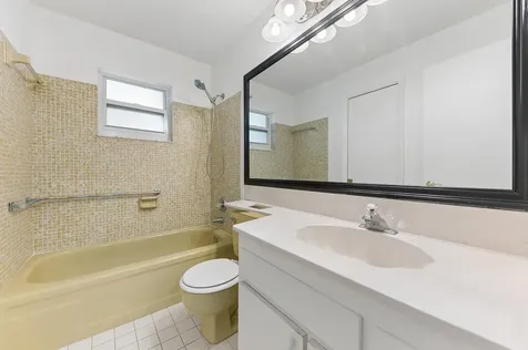 804 SW 15th Street Boynton Beach FL 33426