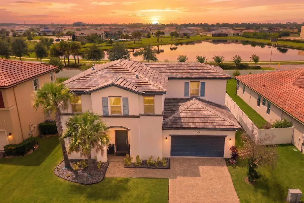 7432 NW Greenspring Street Port St Lucie FL 34987