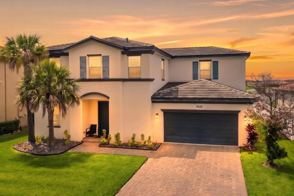 7432 NW Greenspring Street Port St Lucie FL 34987