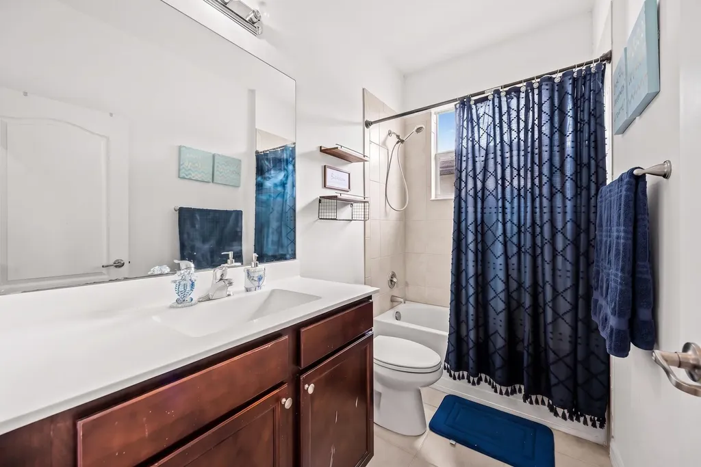 7432 NW Greenspring Street Port St Lucie FL 34987