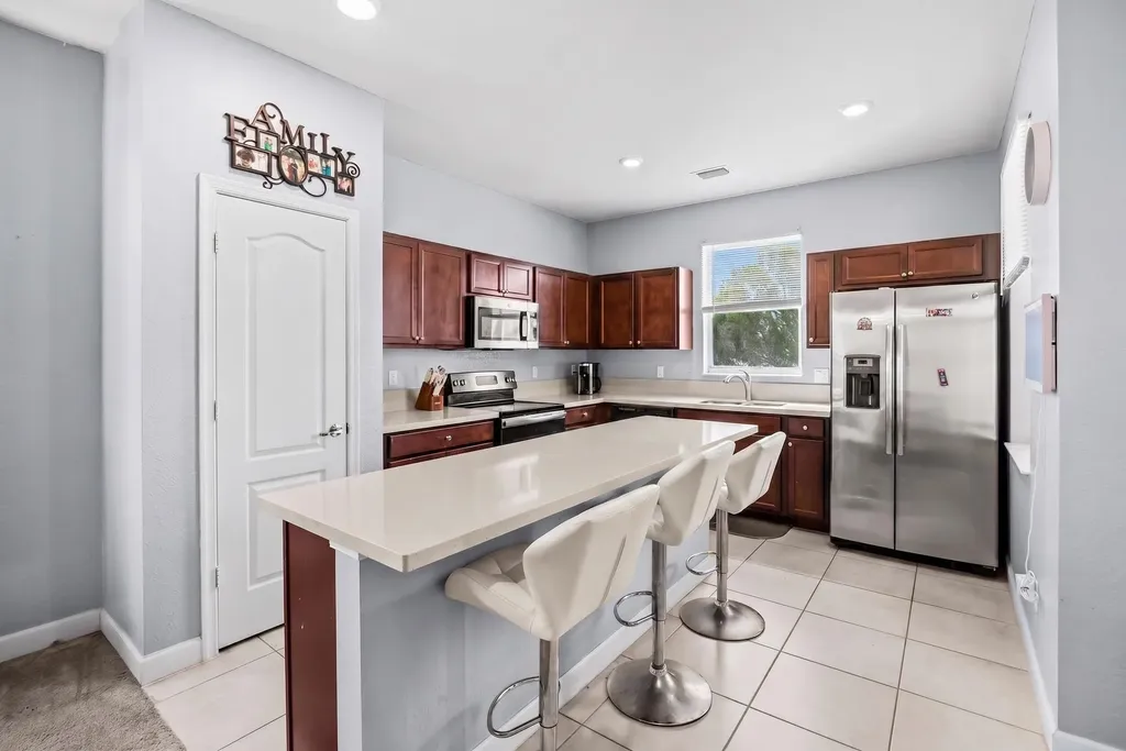 7432 NW Greenspring Street Port St Lucie FL 34987