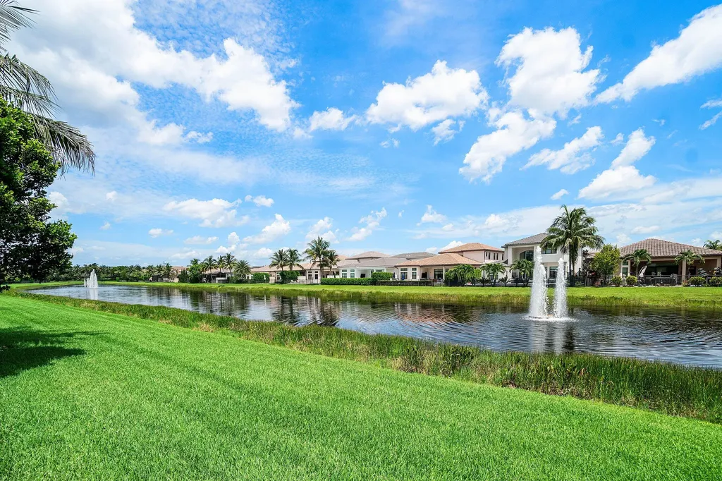 9747 Vitrail Lane Delray Beach FL 33446