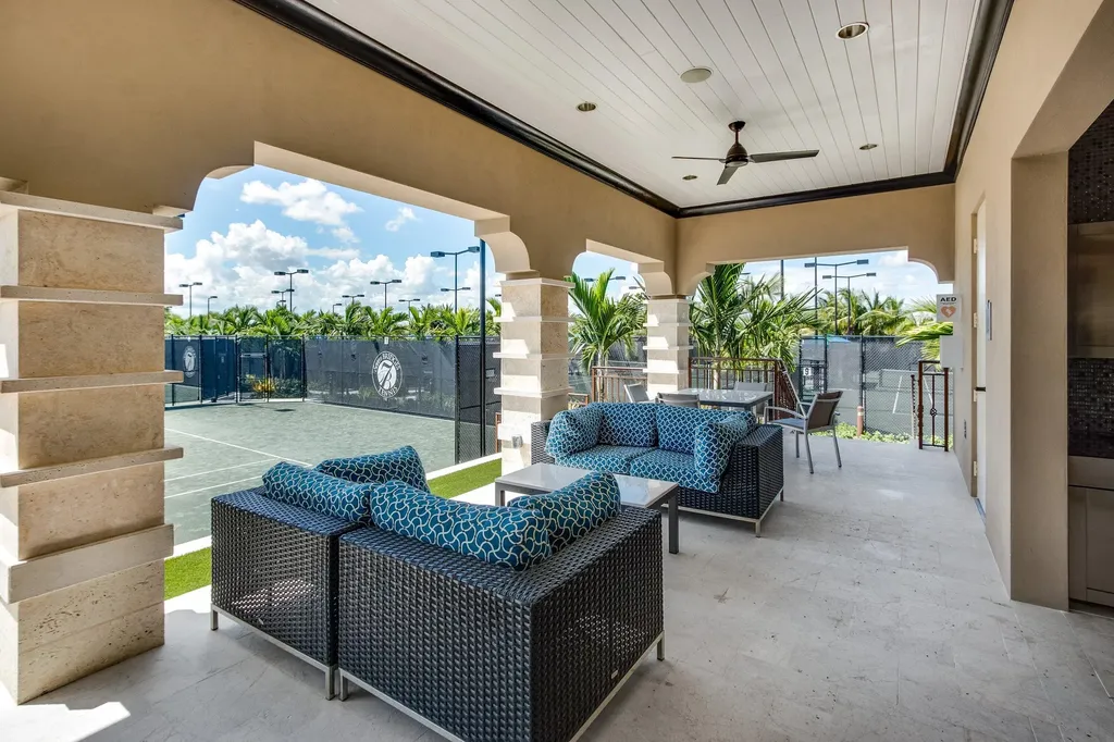 9747 Vitrail Lane Delray Beach FL 33446