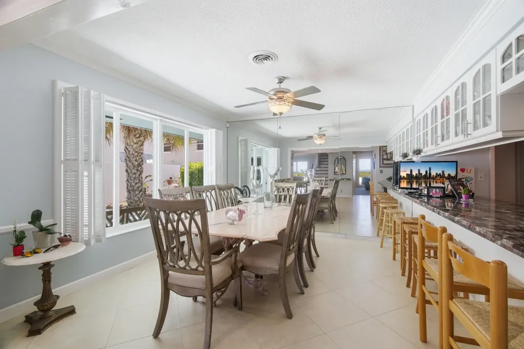 1735 N Fort Lauderdale Beach Boulevard Fort Lauderdale FL 33305