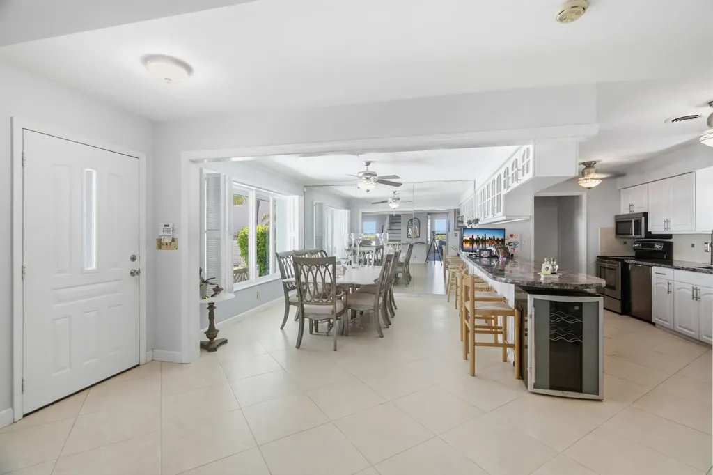 1735 N Fort Lauderdale Beach Boulevard Fort Lauderdale FL 33305