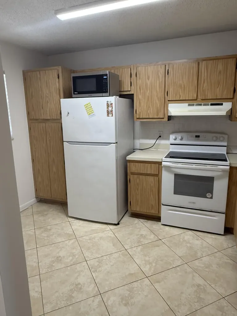 8798 Holly Court Tamarac FL 33321