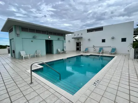 335 SE 6th Avenue Delray Beach FL 33483