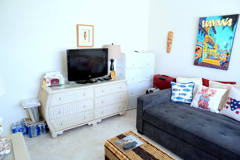 7286 Huntington Lane Delray Beach FL 33446