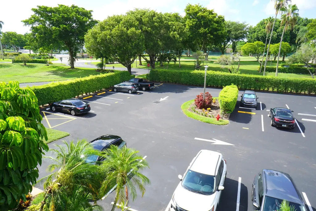 7286 Huntington Lane Delray Beach FL 33446