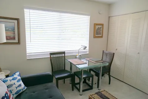 7286 Huntington Lane Delray Beach FL 33446