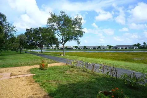 7286 Huntington Lane Delray Beach FL 33446