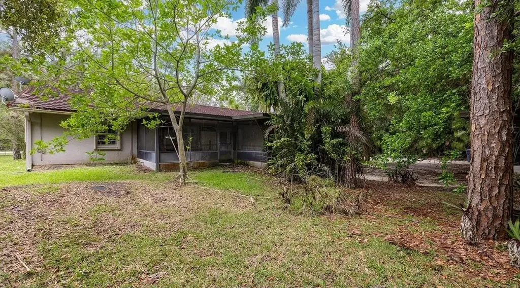 13265 41st Lane N The Acreage FL 33411