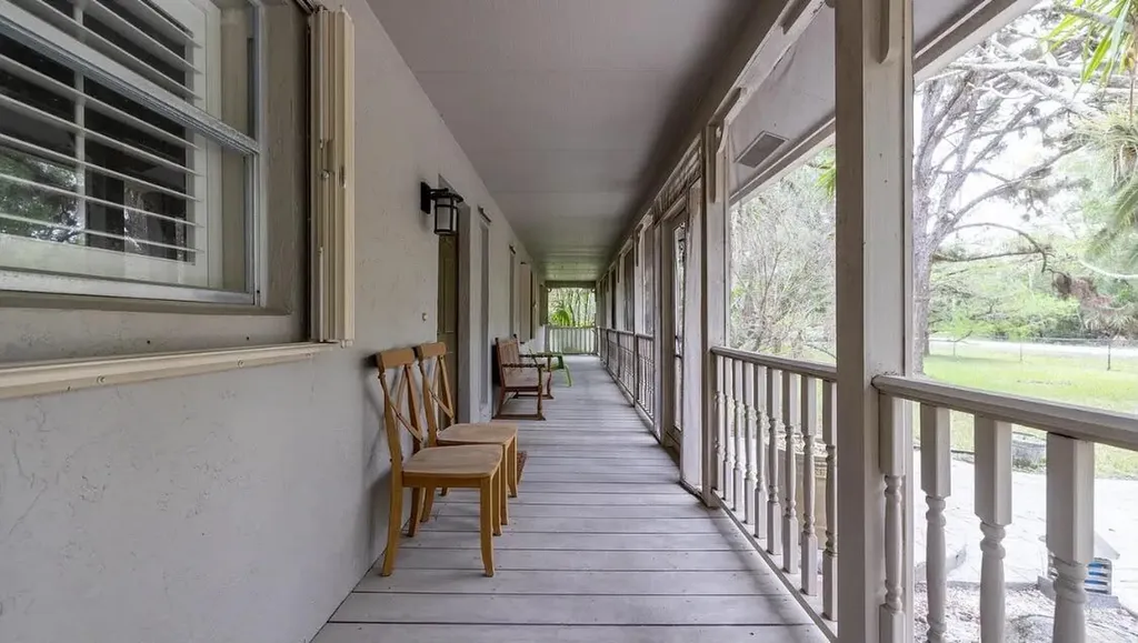 13265 41st Lane N The Acreage FL 33411