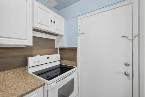 1821 NE 62nd Street Fort Lauderdale FL 33308