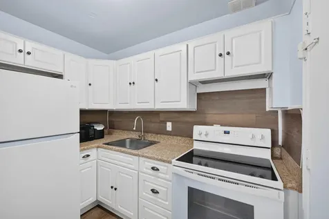 1821 NE 62nd Street Fort Lauderdale FL 33308