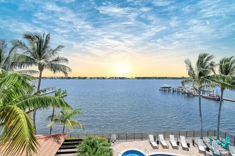 2700 N Federal Highway Boynton Beach FL 33435
