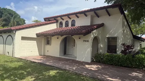 7918 Hibiscus Circle Tamarac FL 33321