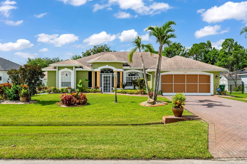 5493 NW Chapel Court Port St Lucie FL 34986