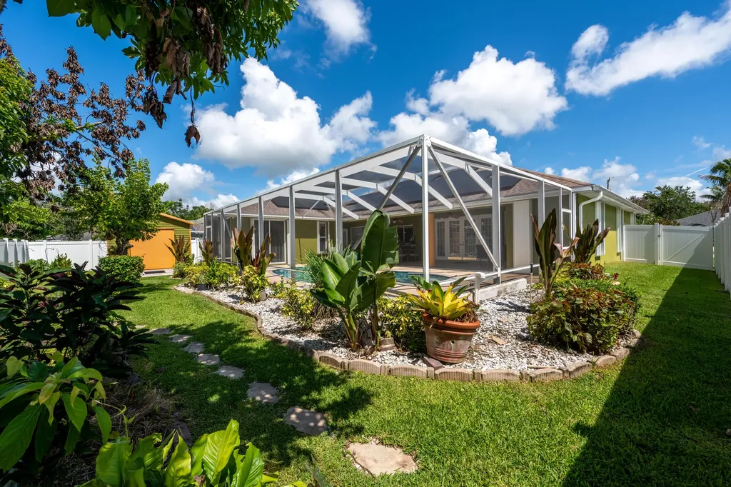 5493 NW Chapel Court Port St Lucie FL 34986
