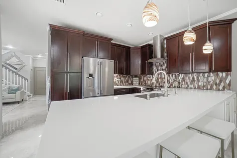 6933 Desert Inn Terrace Lake Worth FL 33463