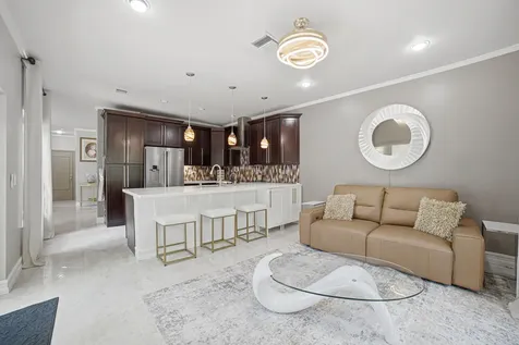 6933 Desert Inn Terrace Lake Worth FL 33463