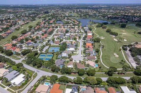 6933 Desert Inn Terrace Lake Worth FL 33463