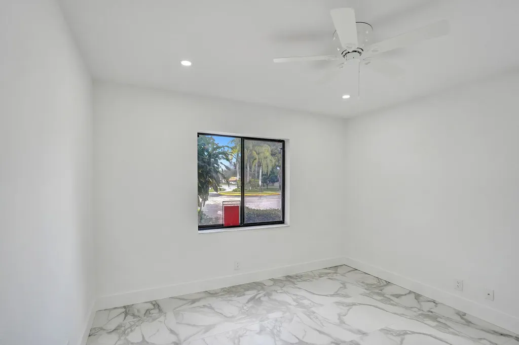 6128 Kings Gate Circle Delray Beach FL 33484