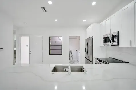 6128 Kings Gate Circle Delray Beach FL 33484