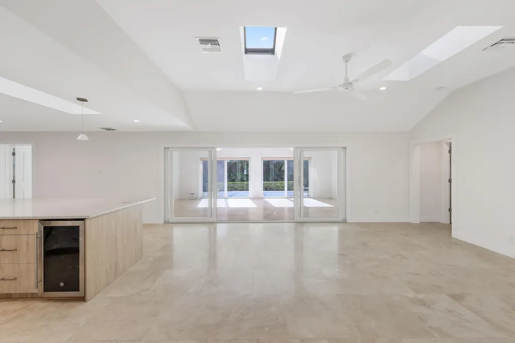 1386 S Atlantic Drive Lantana FL 33462