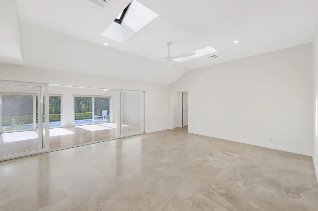 1386 S Atlantic Drive Lantana FL 33462