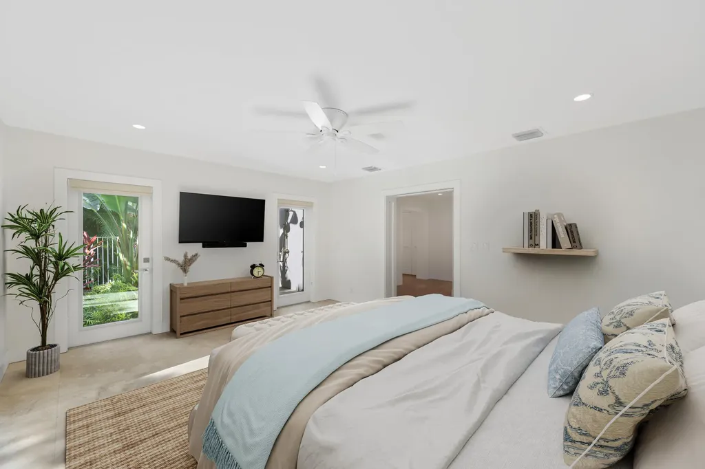 1386 S Atlantic Drive Lantana FL 33462