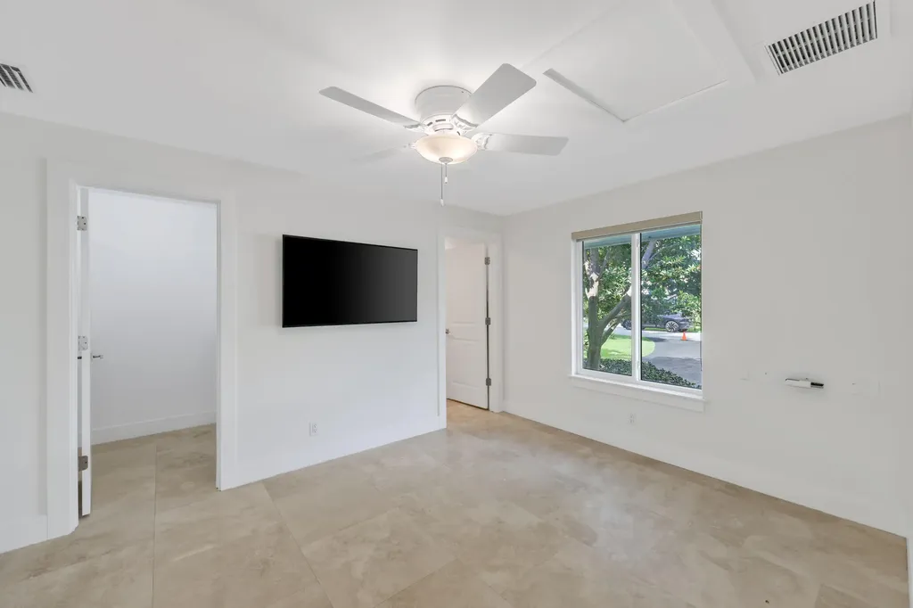 1386 S Atlantic Drive Lantana FL 33462
