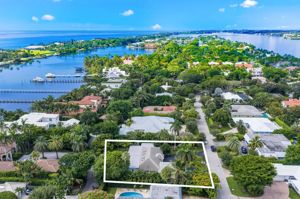 1386 S Atlantic Drive Lantana FL 33462