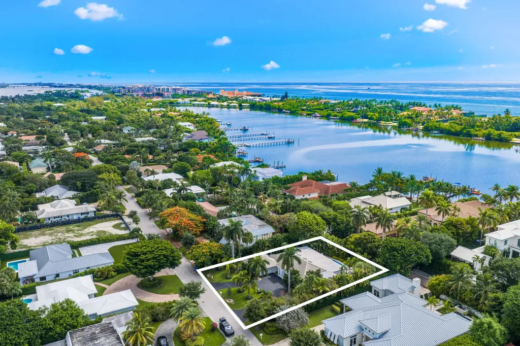 1386 S Atlantic Drive Lantana FL 33462