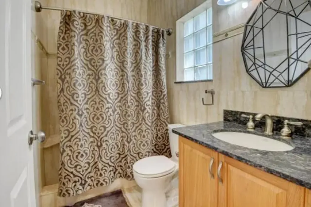 10885 La Salinas Circle Boca Raton FL 33428
