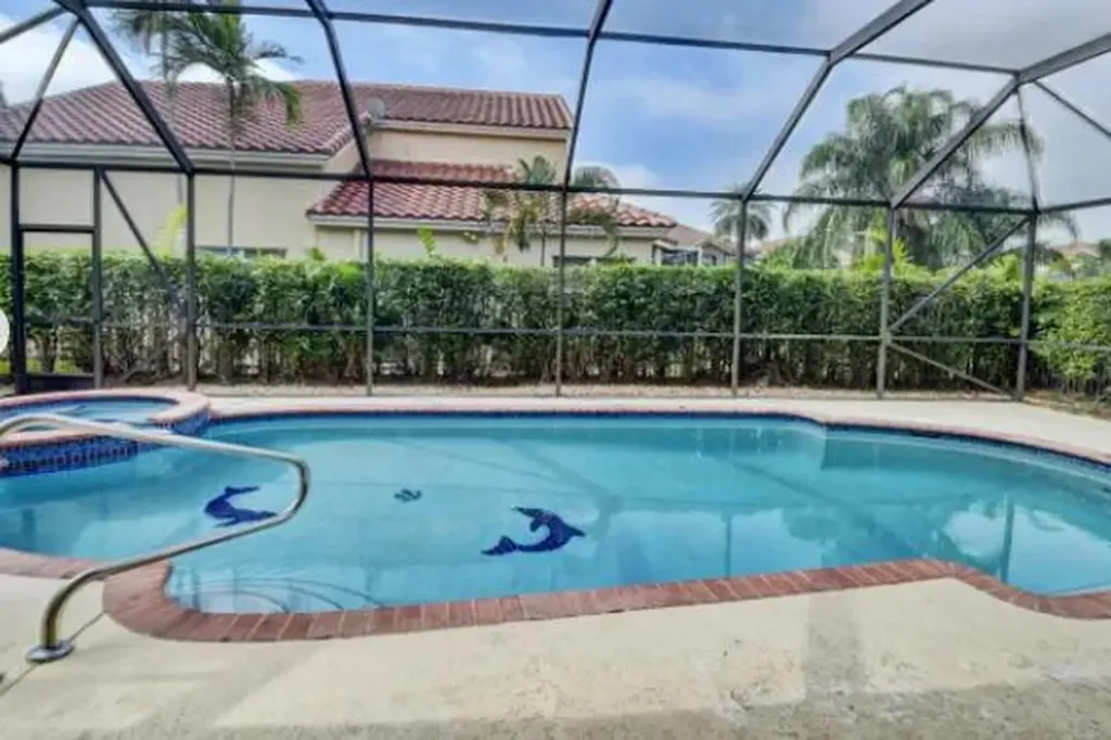 10885 La Salinas Circle Boca Raton FL 33428