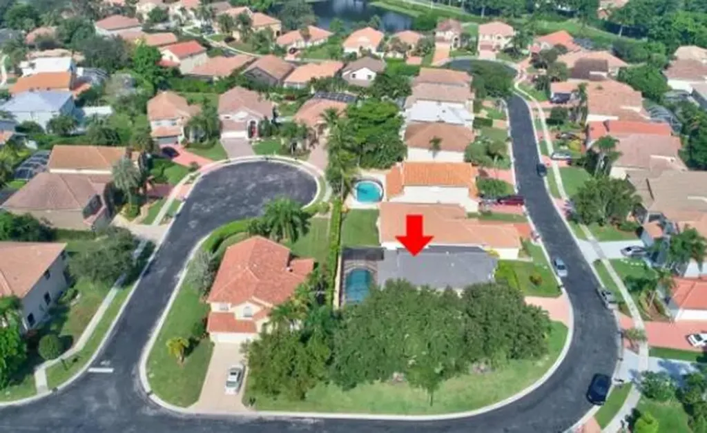 10885 La Salinas Circle Boca Raton FL 33428