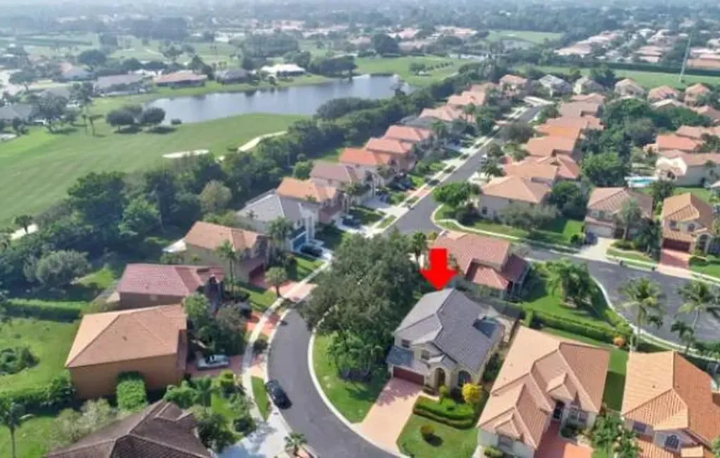 10885 La Salinas Circle Boca Raton FL 33428