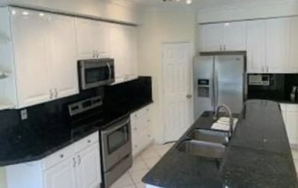 10885 La Salinas Circle Boca Raton FL 33428
