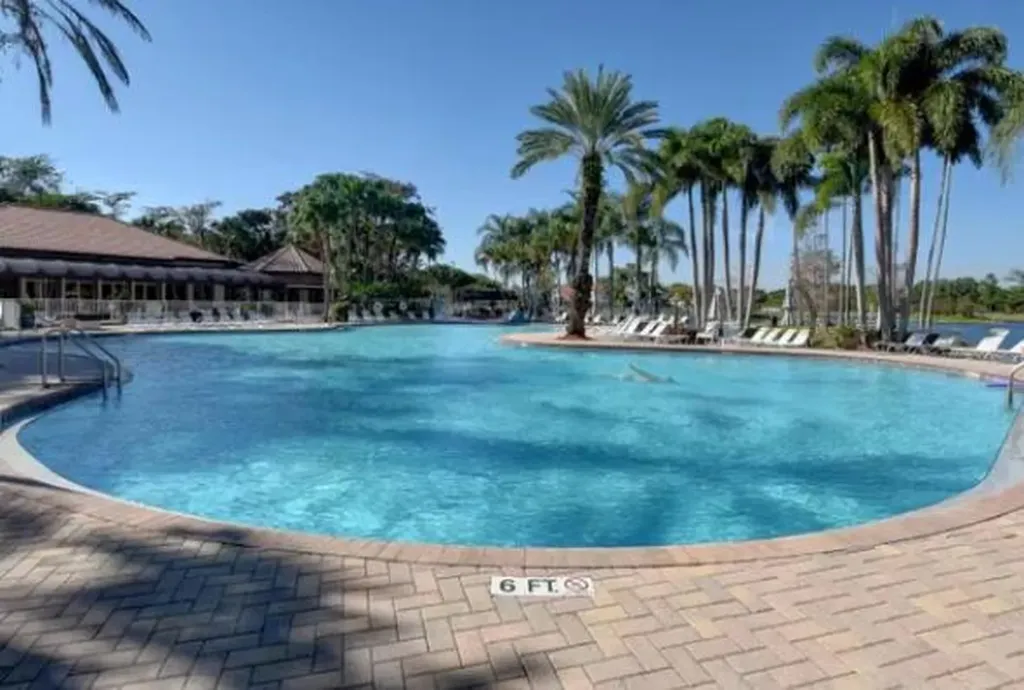 10885 La Salinas Circle Boca Raton FL 33428