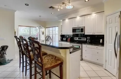 10885 La Salinas Circle Boca Raton FL 33428