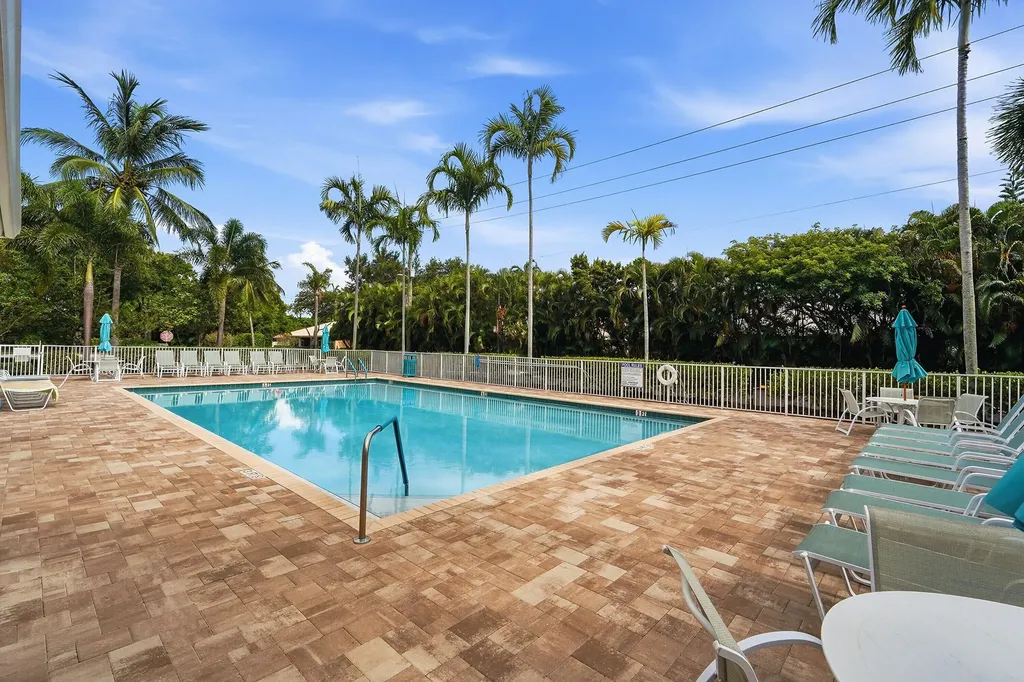 368 W Coral Trace Circle Delray Beach FL 33445