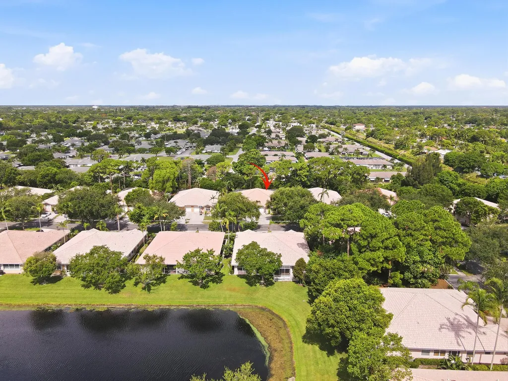 368 W Coral Trace Circle Delray Beach FL 33445