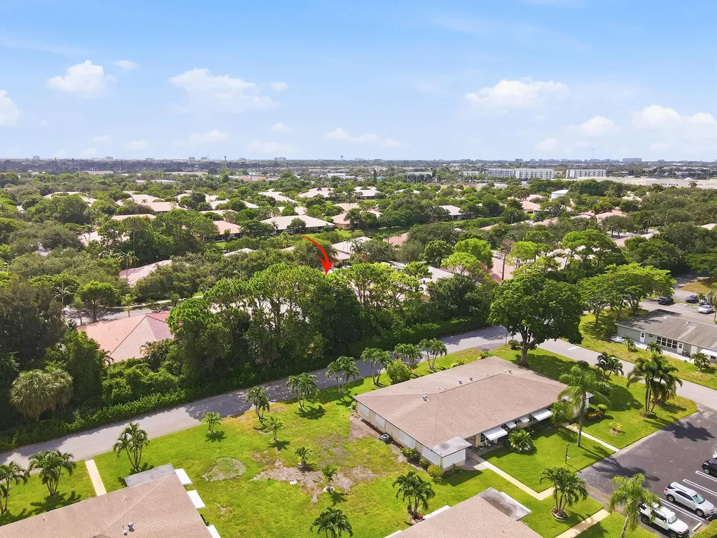 368 W Coral Trace Circle Delray Beach FL 33445